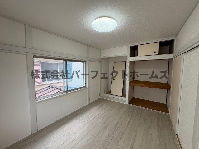 交野ハウスの居間・リビング|ゆったり過ごせるリビングです