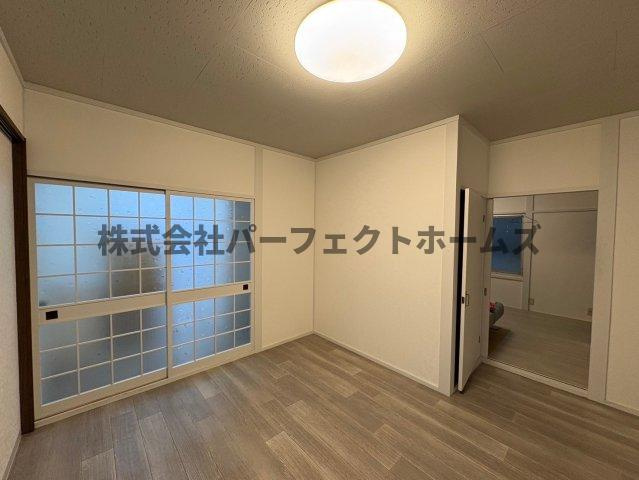 交野ハウスの居間・リビング|ゆったり過ごせるリビングです