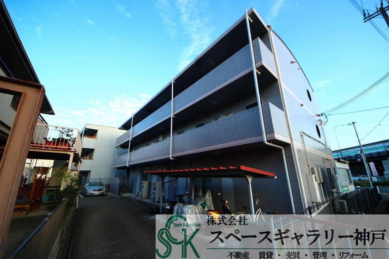 アークコート宮の前の外観