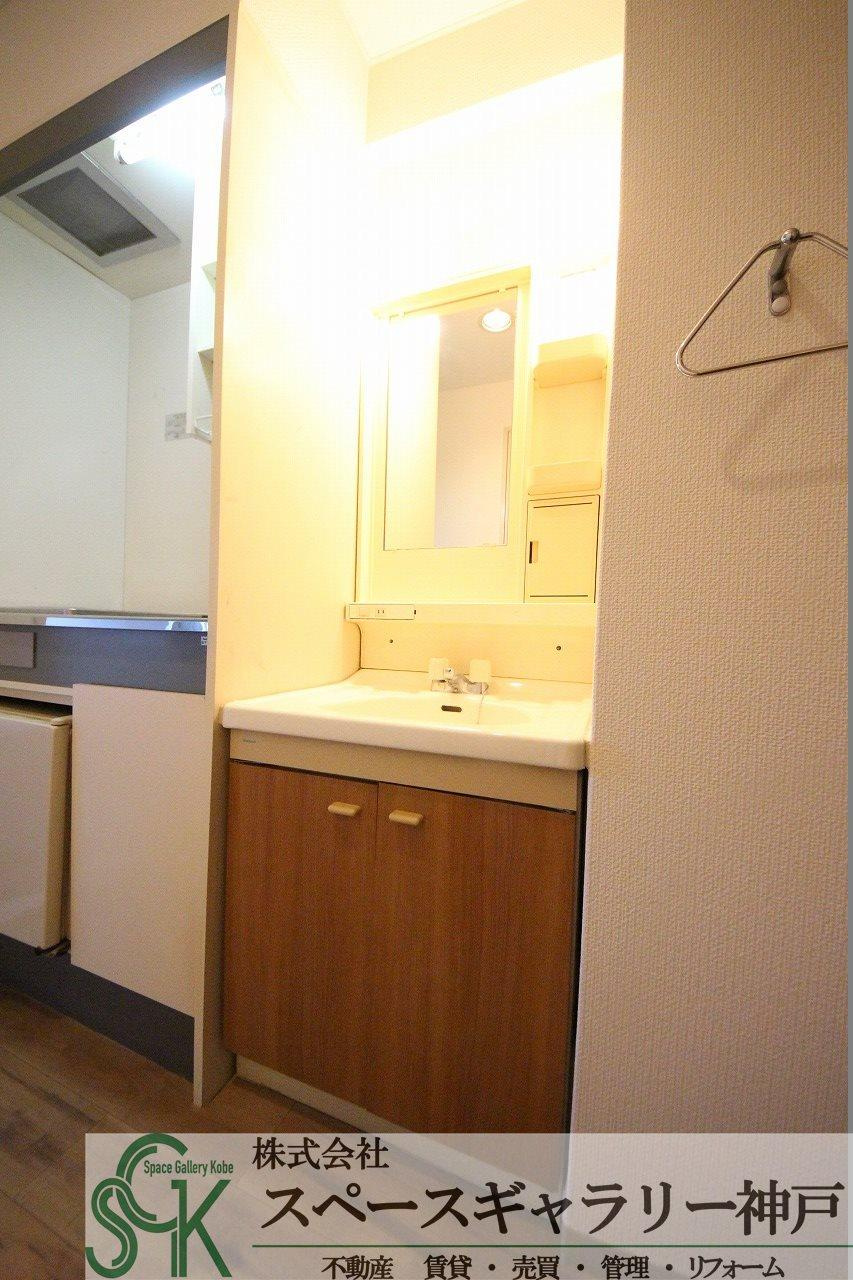 アークコート宮の前の洗面所|※お部屋により仕様が異なる場合があります※