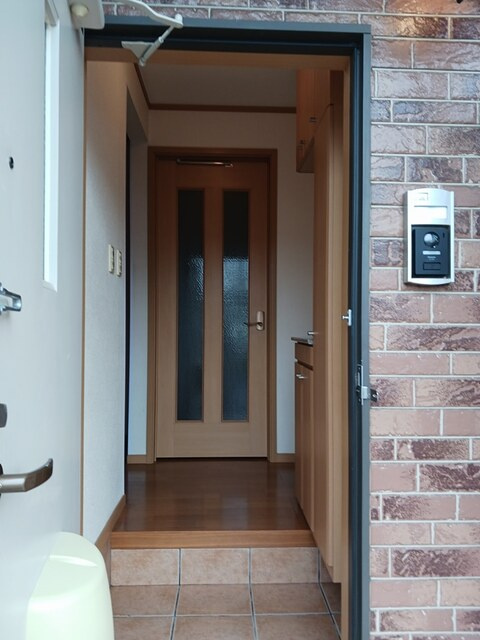 シャルマン　ソレイユの玄関