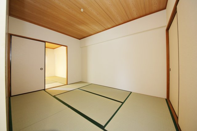 グランドヒルズ東海の和室