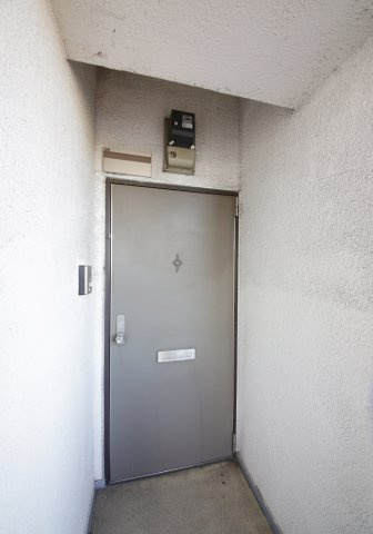 グランドヒルズ東海の玄関
