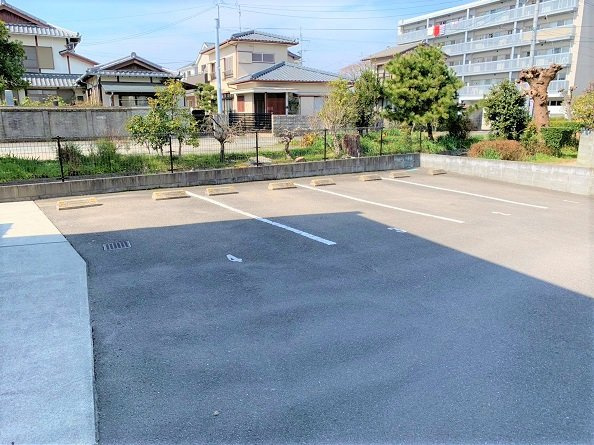 レオネクストそらまめⅡのその他|敷地内駐車場