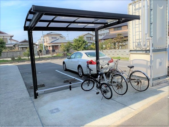 レオネクストそらまめⅡのその他|屋根付き駐車場