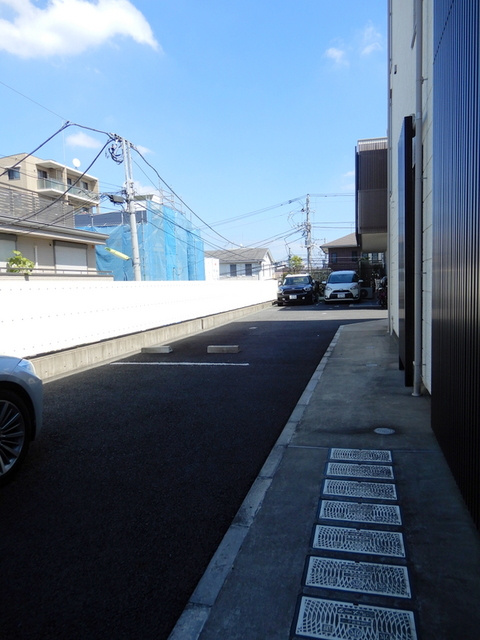 ヴュ・メゾン自由が丘Ｗの駐車場