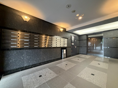 【エントランス】 | ルーブル駒沢大学参番館
