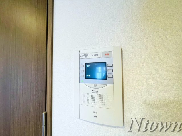 【セキュリティ】 | プレサンス丸の内フォート | モニター付きインターフォンです