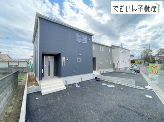 【外観】 | ≪3号棟≫長い年月を経ても飽きの来ない洗練された外観デザインです。
現地(2025年4月撮影)