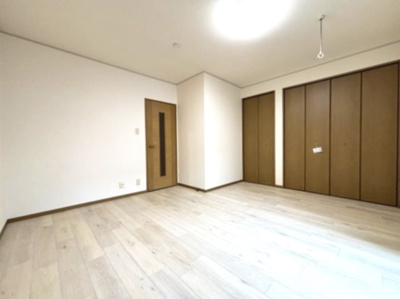 【寝室】 | ステイトメント安宅 B棟