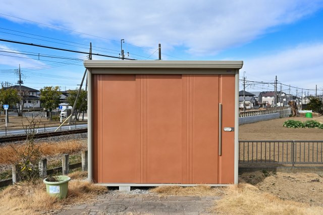 【収納】 | 太田市龍舞町　中古戸建 | お庭には物置がございます♪