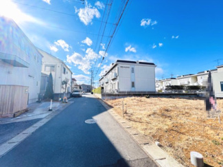 【前面道路含む現地写真】