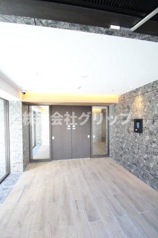 クレストタップ新横浜のエントランス