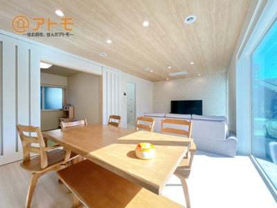 【居間・リビング】 | 伊豆の国市原木　中古一戸建て