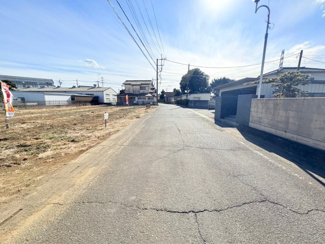 【前面道路含む現地写真】 | 坂戸市中小坂　建築条件なし売地　東武東上線『鶴ヶ島駅』徒歩41分　【上谷小学区】