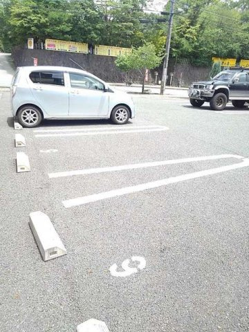 アバンツァート・Ｍの駐車場