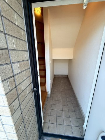 アバンツァート・Ｍの玄関