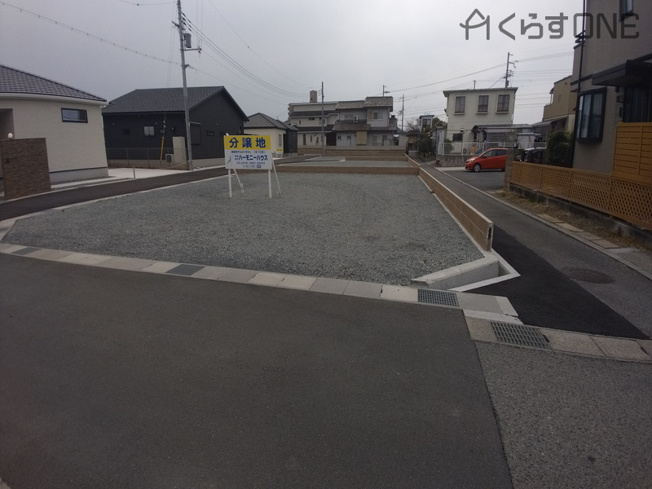 【前面道路含む現地写真】 | たつの市誉田町福田／7区画 | 分譲地全体写真です