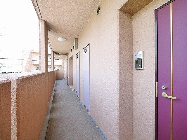 コモドビラⅥのその他共用部分|共用廊下