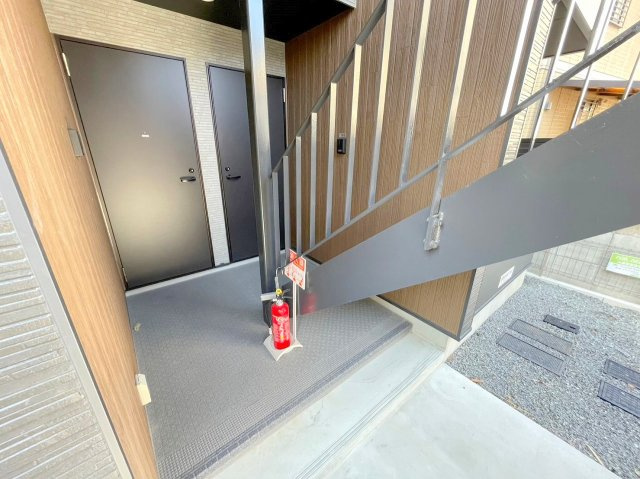 MELDIA下新庄のエントランス