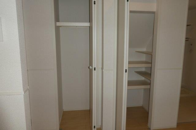 アイナの内装|ＬＤＫ収納