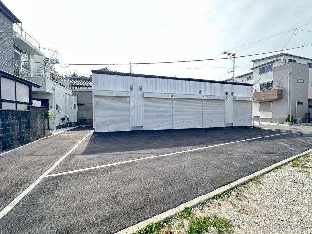 大庄西町一丁目シャッター付ガレージ【管理番号：71】の外観