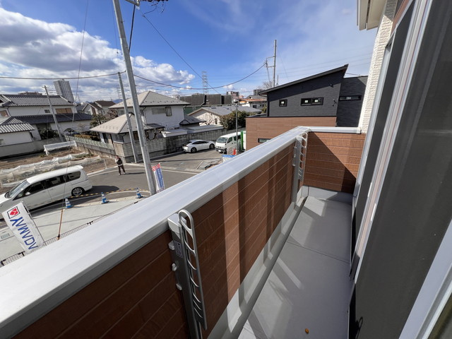 新築　高崎市江木町10区画　2号棟のバルコニー|現地写真　日当たり良好でお洗濯物がよく乾きそうなバルコニー♪