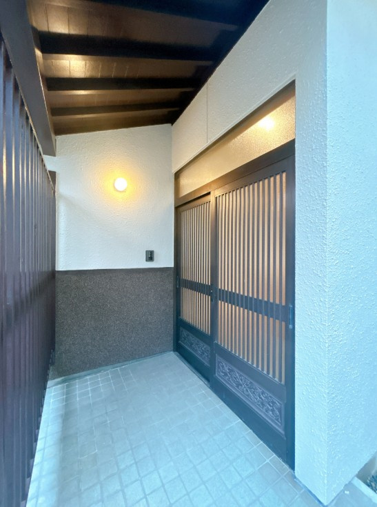 リフォーム中古戸建　丹羽郡扶桑町大字斎藤字北山　昭和60年築の玄関