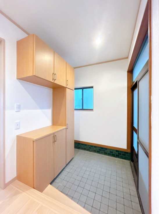 リフォーム中古戸建　丹羽郡扶桑町大字斎藤字北山　昭和60年築の玄関