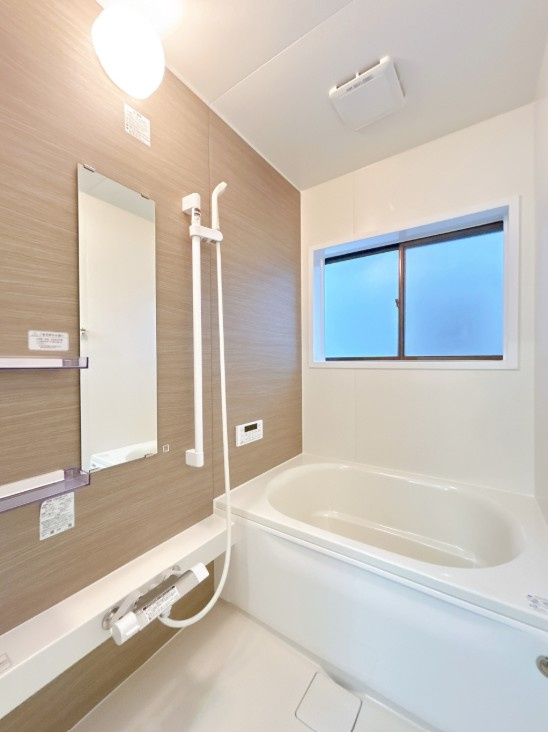 リフォーム中古戸建　丹羽郡扶桑町大字斎藤字北山　昭和60年築の浴室