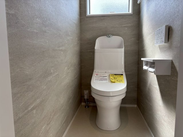 ピークス山の田中央のトイレ