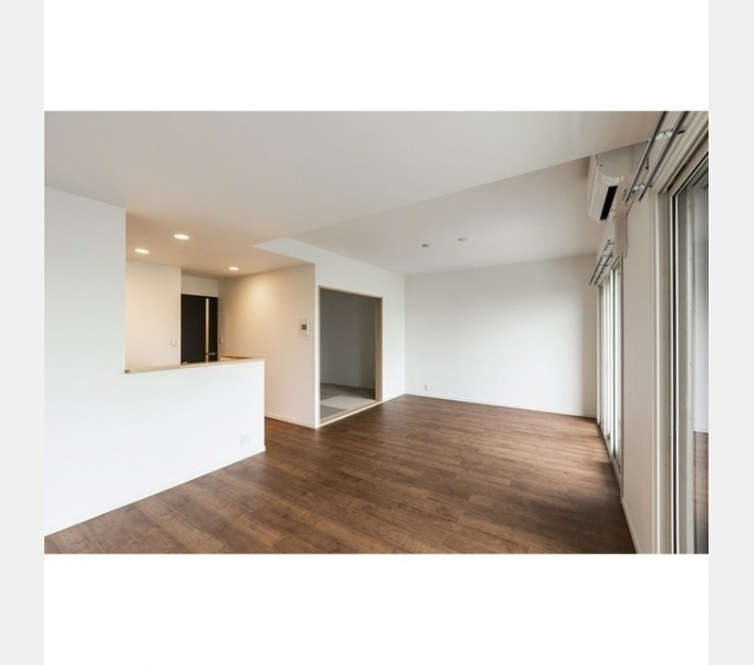 コンフォリア高島平の居間・リビング|同間取り別号室参考写真