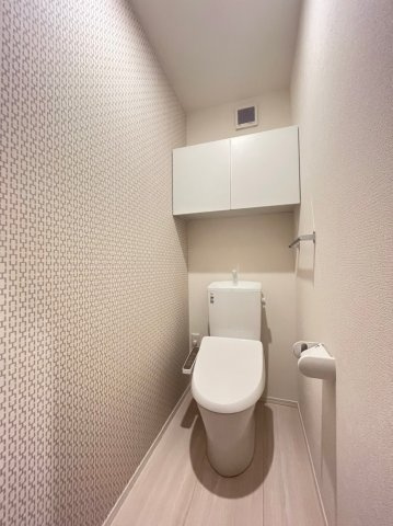 LAUREUS　KUGAのトイレ