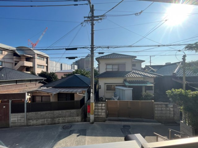 LAUREUS　KUGAの展望