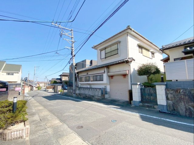 糟屋郡志免町王子１丁目　土地の前面道路含む現地写真|西側の前面道路含む現地写真