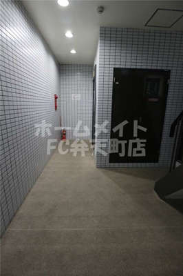 【ロビー】 | ノーブルⅢ | 建物の内部です