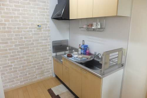 【キッチン】 | メゾン・ド・セリーヌⅡ | コンパクトなキッチンで掃除もラクラク