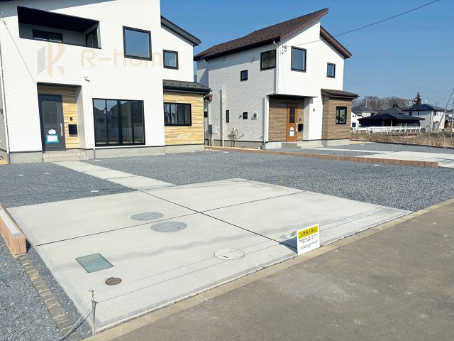 水戸市笠原町1期　新築戸建て　2号棟の駐車場|カースペースは2台お停めいただけます♪