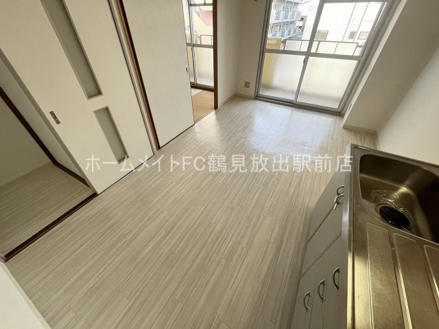 大阪市鶴見区今津中３丁目の賃貸マンションの内装