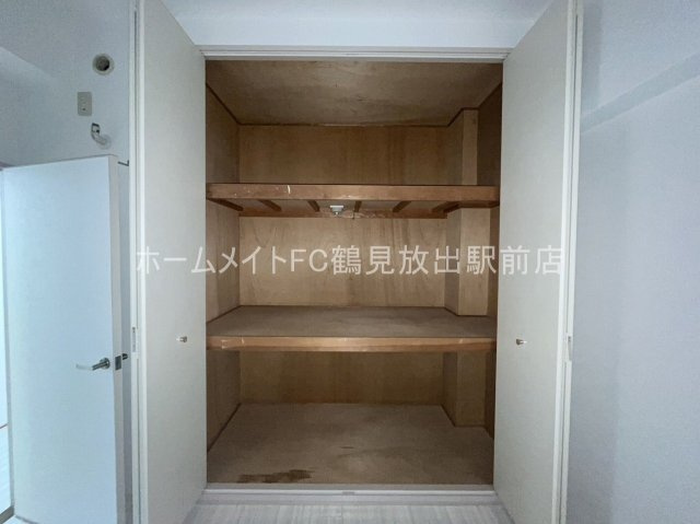 大阪市鶴見区今津中３丁目の賃貸マンションの収納
