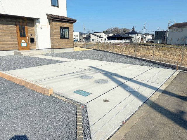 水戸市笠原町1期　新築戸建て　3号棟の駐車場|カースペースは2台お停めいただけます♪