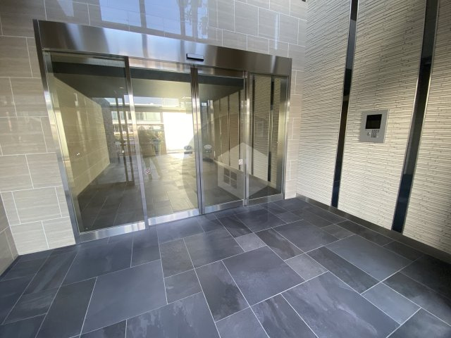 ボーベダー御厨のエントランス