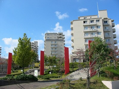 ガーデンコート神戸三田A棟の外観