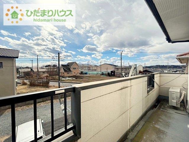 常陸太田市大里町　中古戸建のバルコニー|南側に面したバルコニー☆彡お洗濯物がよく乾きます♪