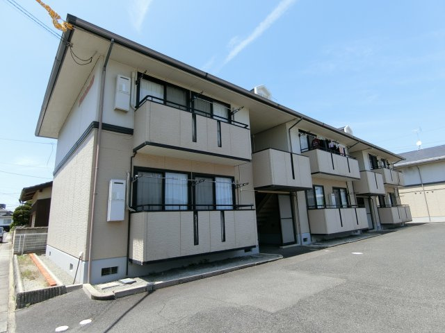 ラルカンシェルB棟の外観