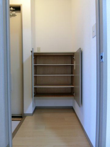 ラルカンシェルB棟の収納