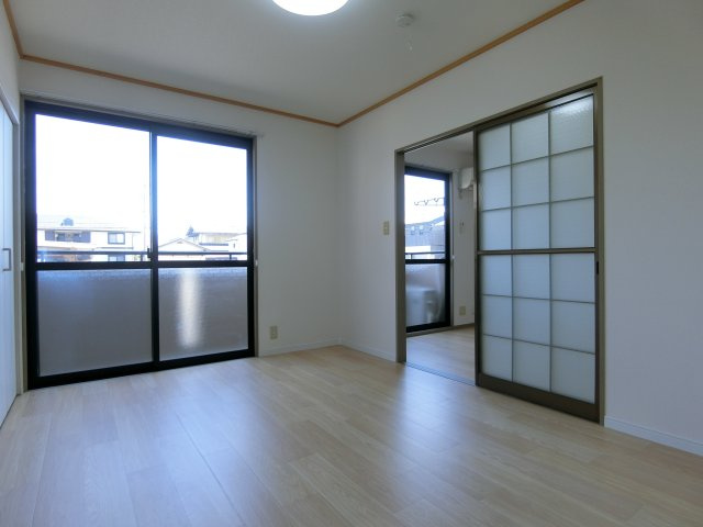 ラルカンシェルB棟の洋室