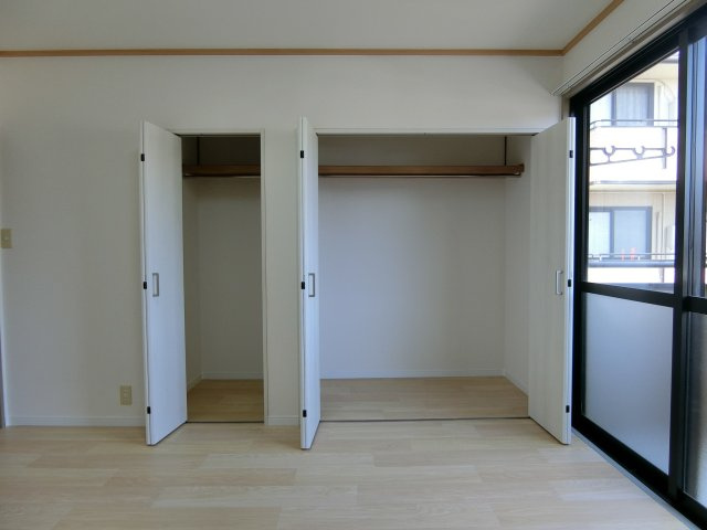 ラルカンシェルB棟の収納