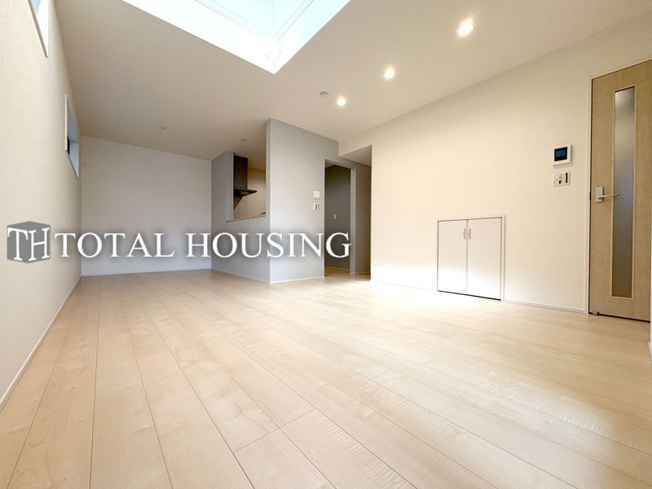 【居間・リビング】 | －現地販売会開催中－府中市美好町2丁目　新築戸建　全4棟