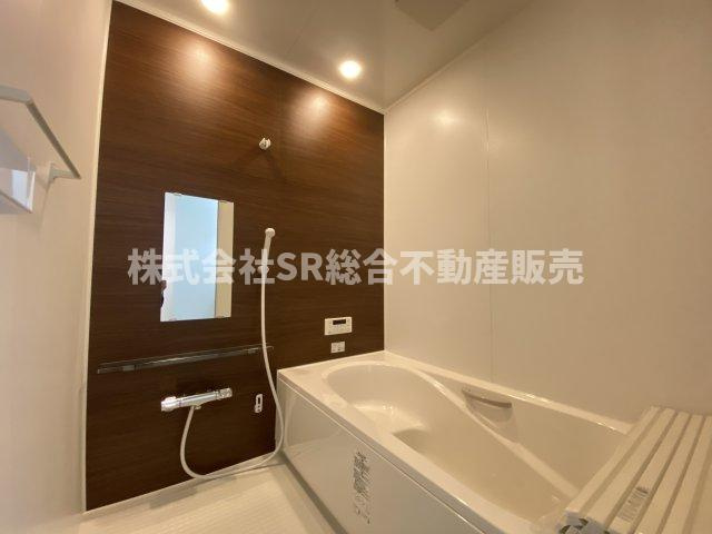 西岩田4丁目中古戸建の浴室|浴槽新調済です